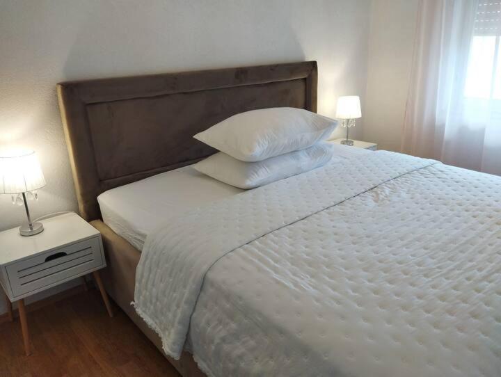 M&M Pelivan Apartments 솔린 외부 사진